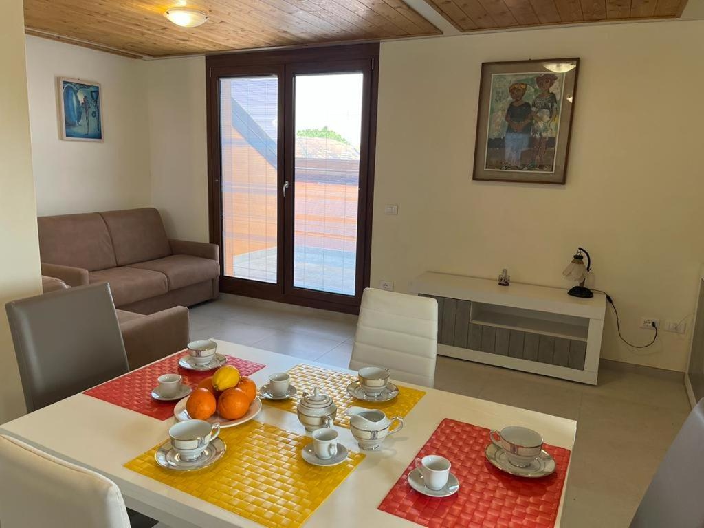 Perla Top Floor Apartment Σιρμιόνε Εξωτερικό φωτογραφία