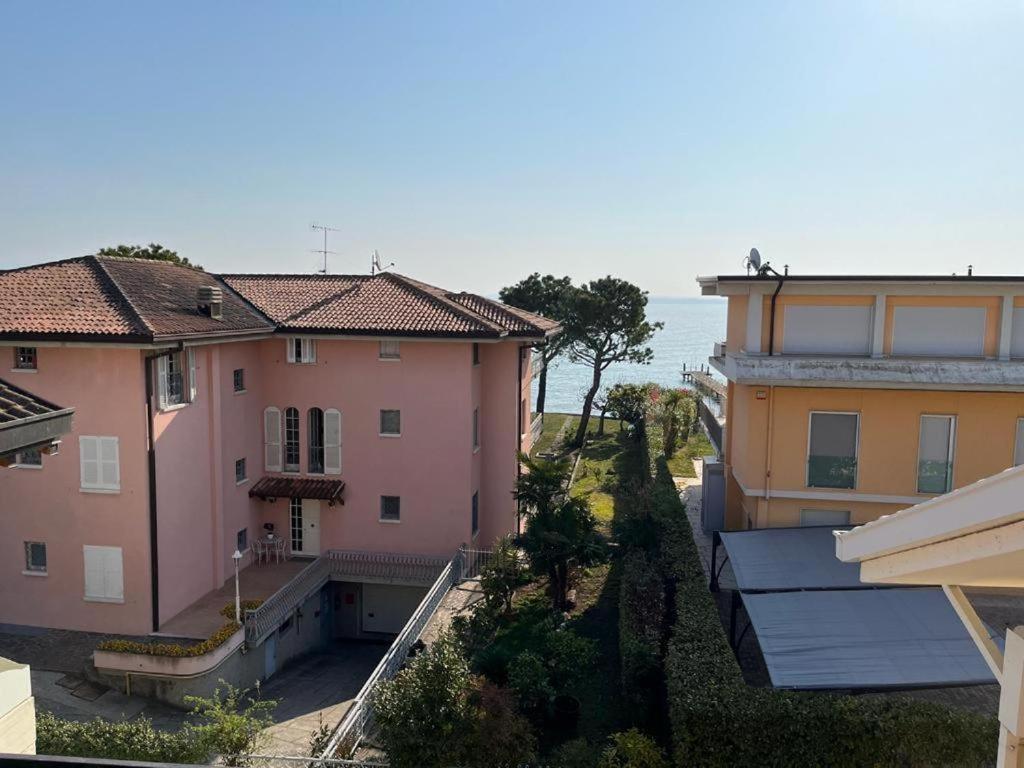 Perla Top Floor Apartment Σιρμιόνε Εξωτερικό φωτογραφία